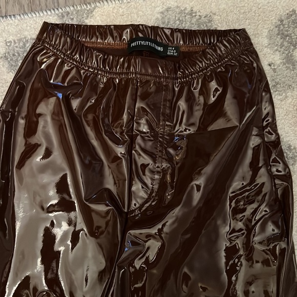 GREAT FOR FALL! Brown/red skinny leather pants - Picture 2 of 2